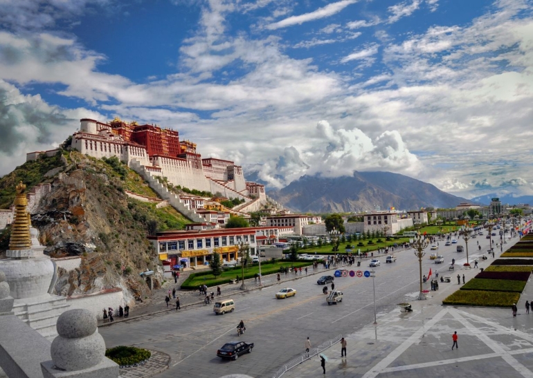Tibet, a világ teteje – látnivalók és történetek utazóknak - Zentai György előadása