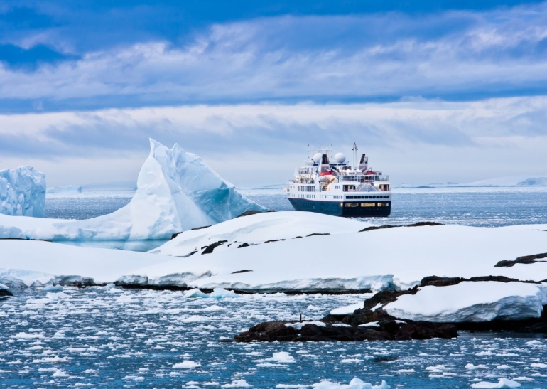 Az Északi-sarkvidék meghódítása: expedíciók, mítoszok és a 21. század valósága - Papp Zsanett Gréta előadása
