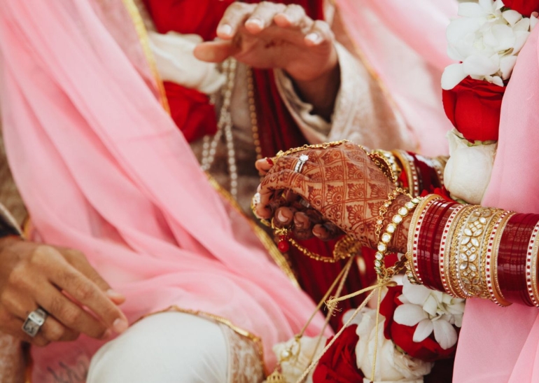 Házasságkötés Indiában: tradíció vagy szerelem? - Somi Panni előadása