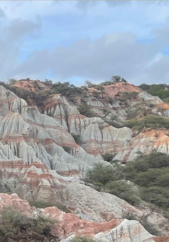 Indonézia Balin túl: a szigetvilág különlegességei a vulkánoktól a fesztiválokig - Harmincz Rita előadása