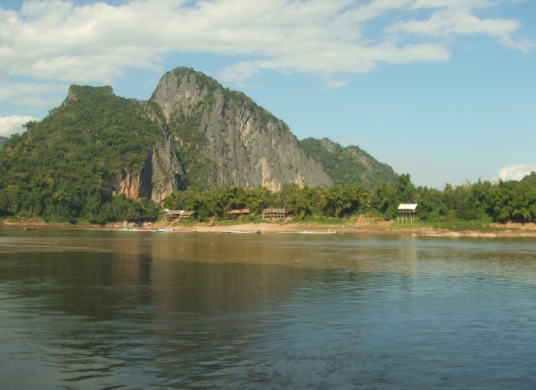 A francia Mekong-expedíció története az 1860-as évek francia Indokínájából - Gazsi ázsiai meséi utazóknak és szobaturistáknak - Gáspár Péter előadása
